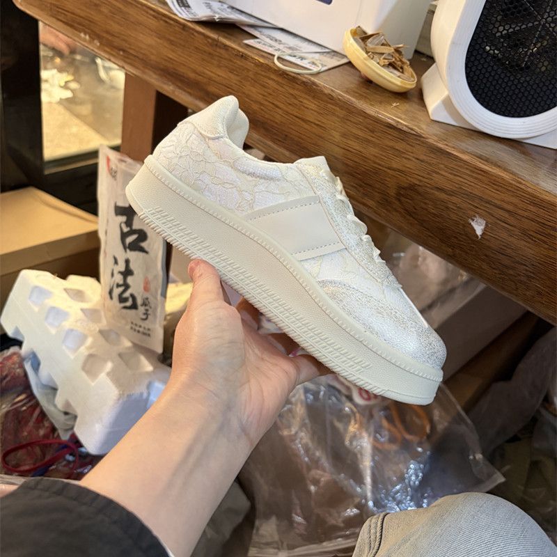 German Trainer Sneakers Women  - огляд і ціна Mesh Trainer Breathable